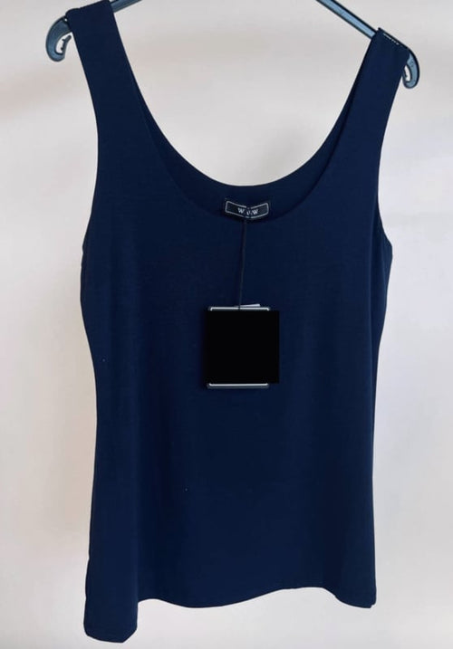 Basic top Roos in Navy