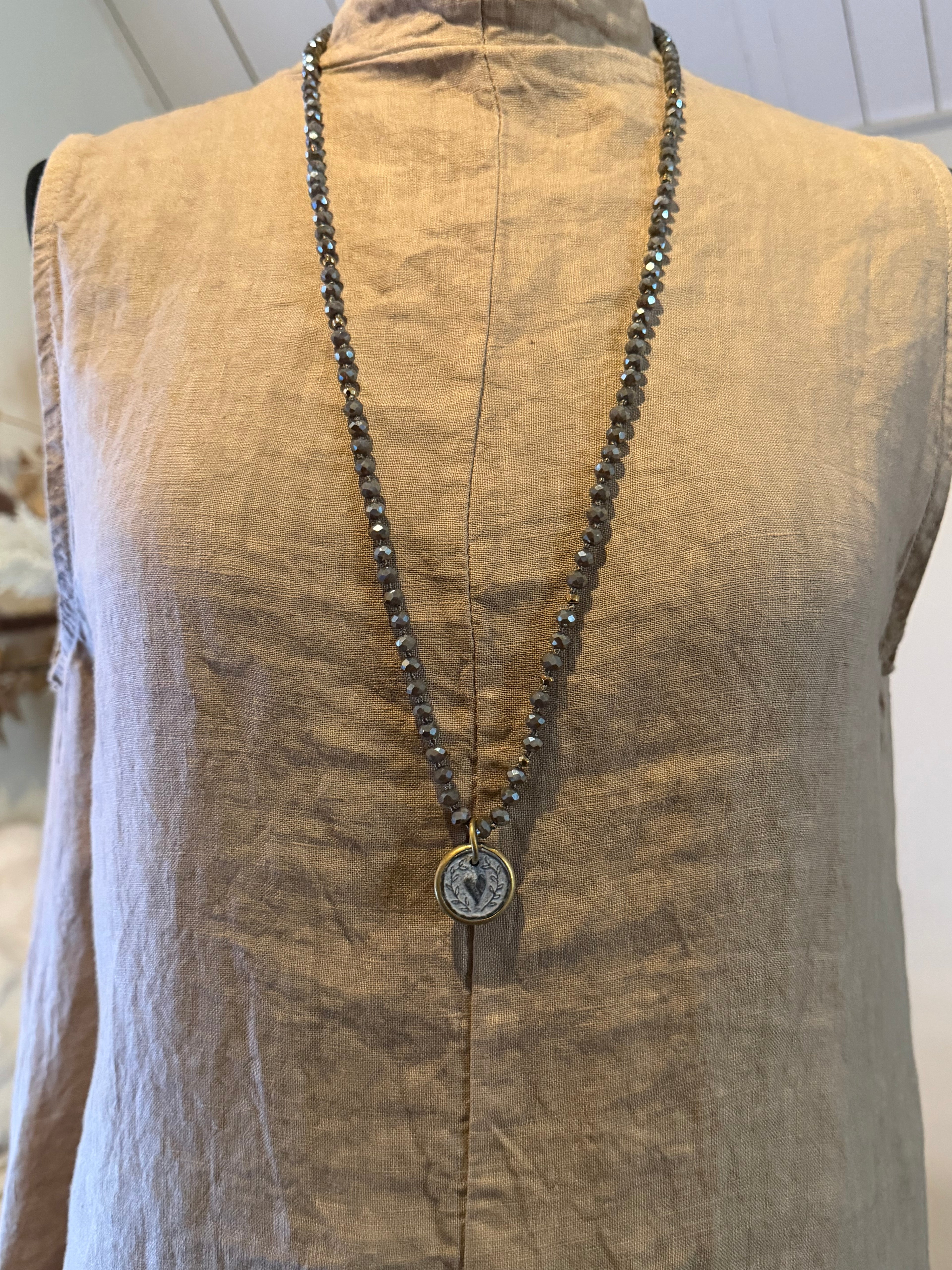 BOHO KETTING HEART 6 MM CRYSTAL MUD GOLD