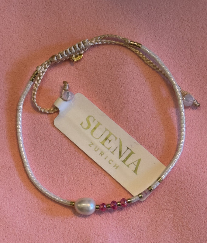 SUENIA ZURICH B12 ARMBAND WHITE LOTUS