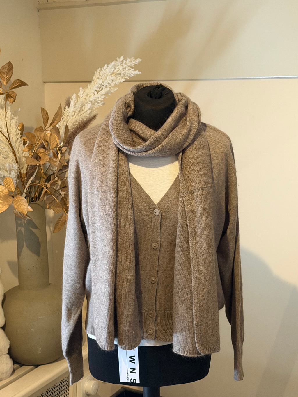 TWNS vest Aspen greige