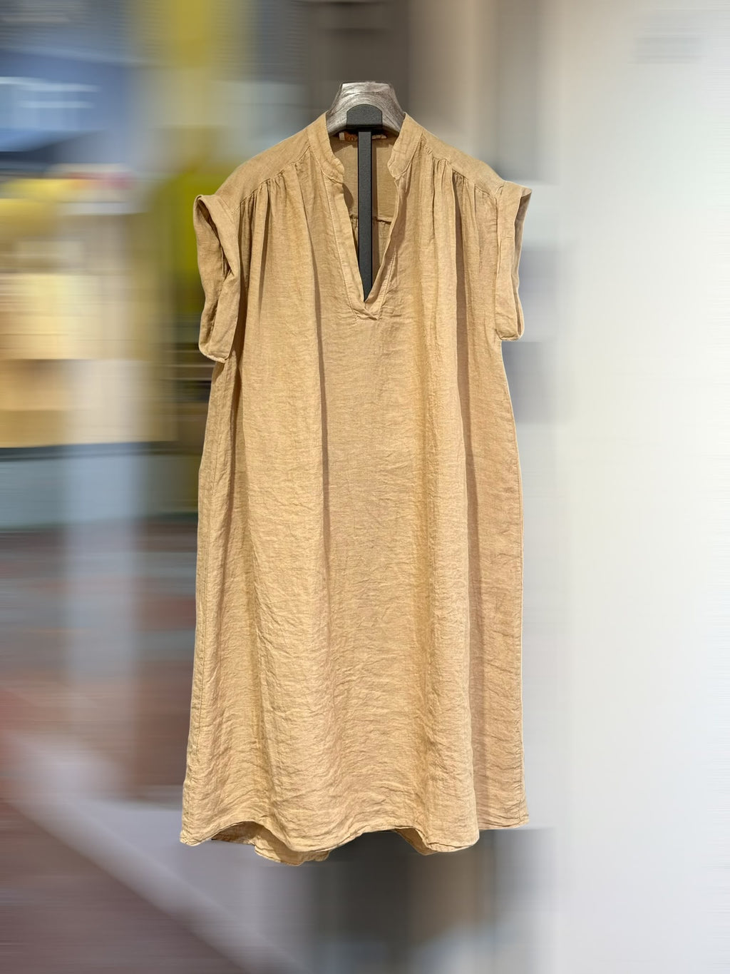 Linnen jurk model pom Camel