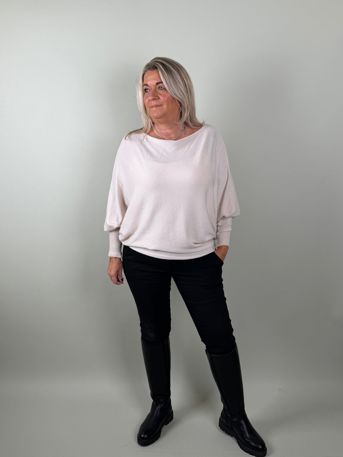 fijngebreide trui Batwing beige