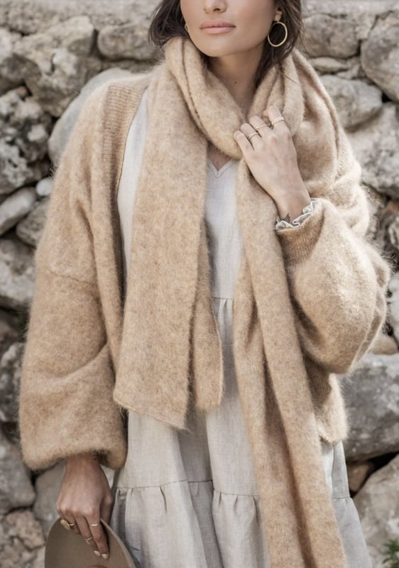 BYPIAS, FLUFFY SCARF CARAMEL