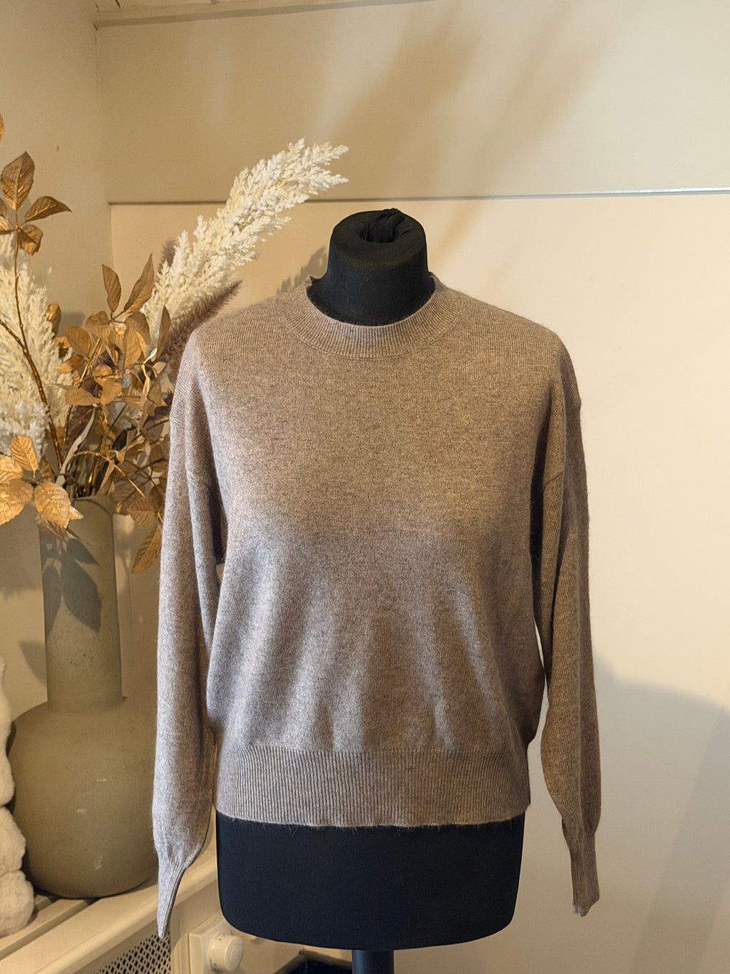 TWNS sweater pull over Denver Greige