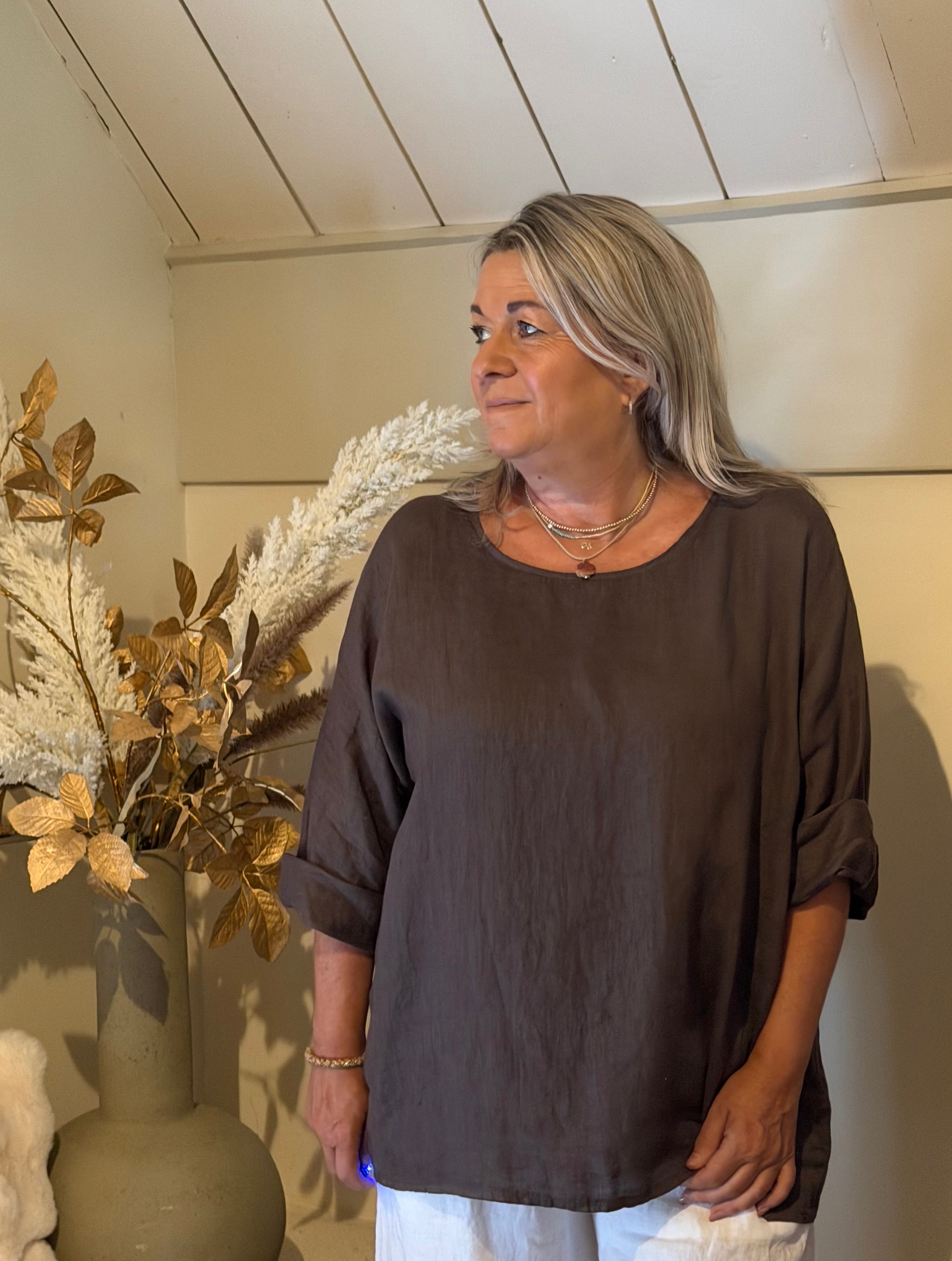 Linnen blouse athene chocolade
