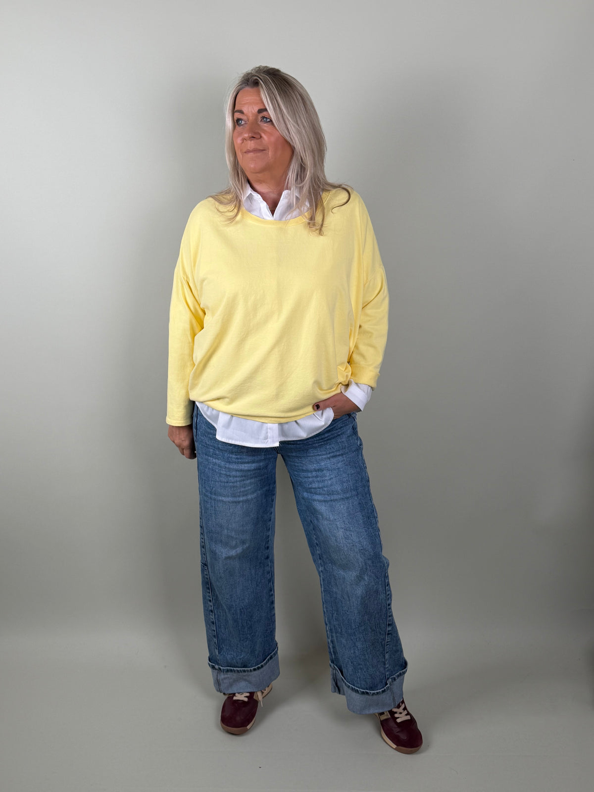 Sweater model  Napels geel