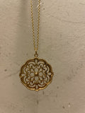 Suenia Zurich Essential Gold Necklace