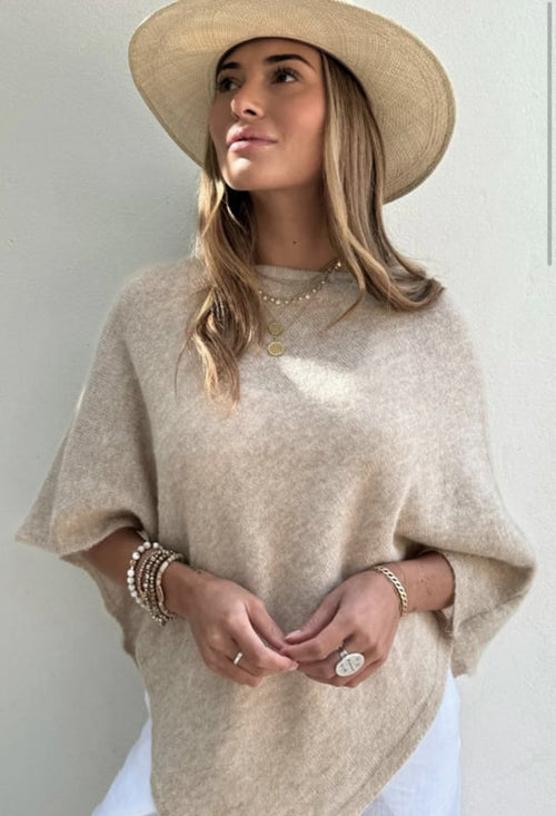 BYPIAS  BOHEMIANA  BETTANY PONCHO BEIGE