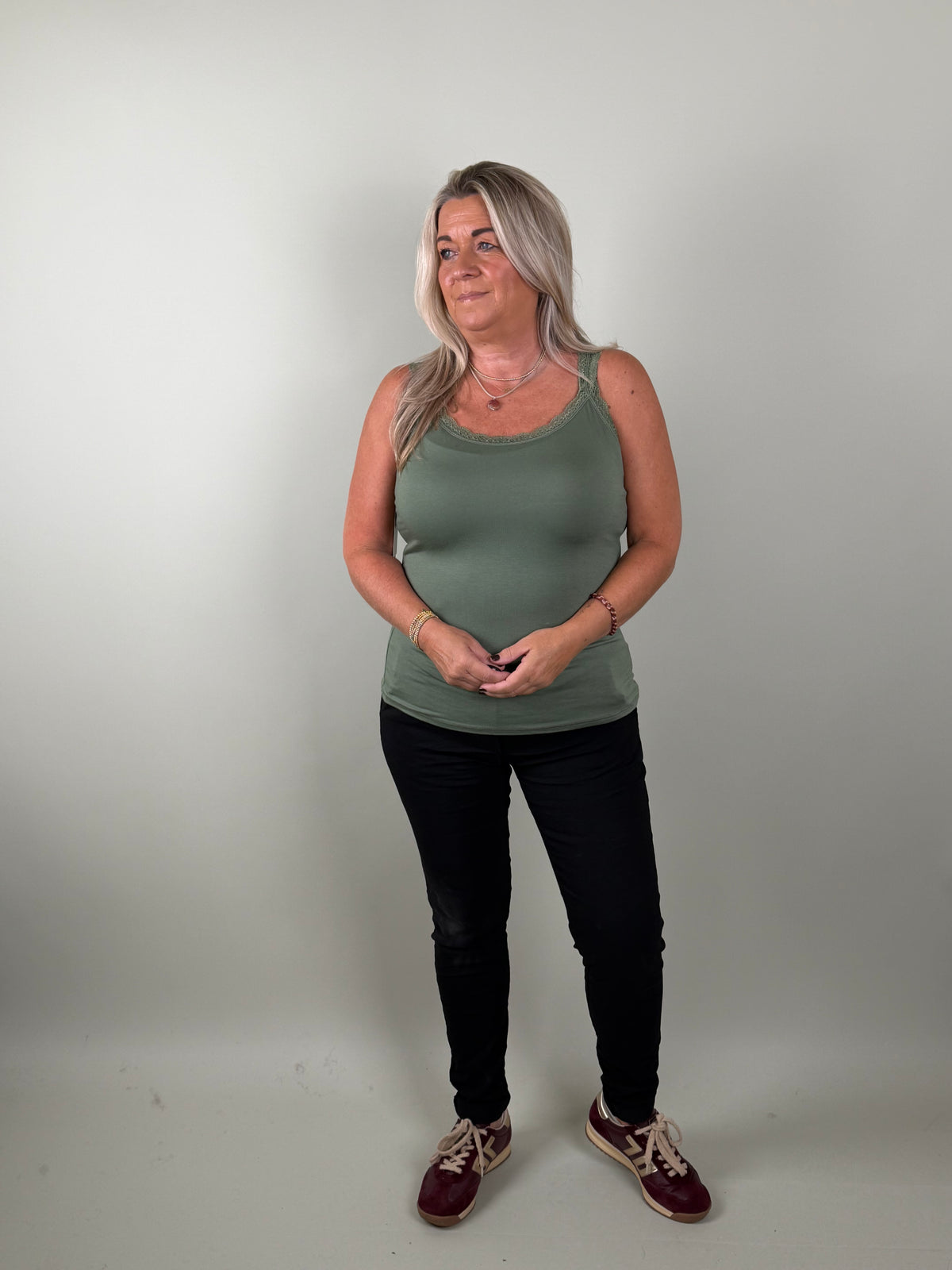 Top Lotte met kant Green