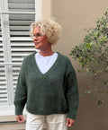 TWNS anakoni solid long-sleeve v-neck sweater military