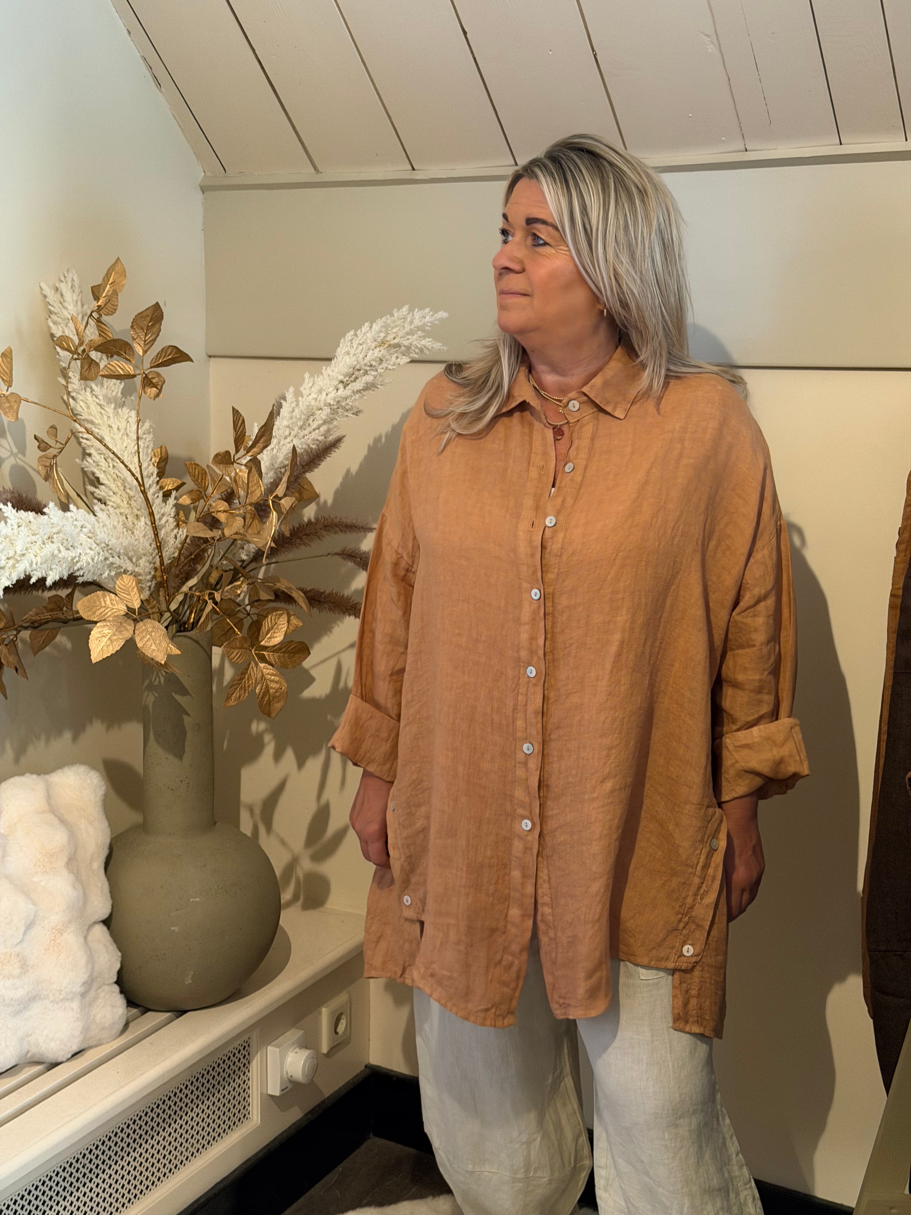 Linnen blouse oversized model Bari apricot