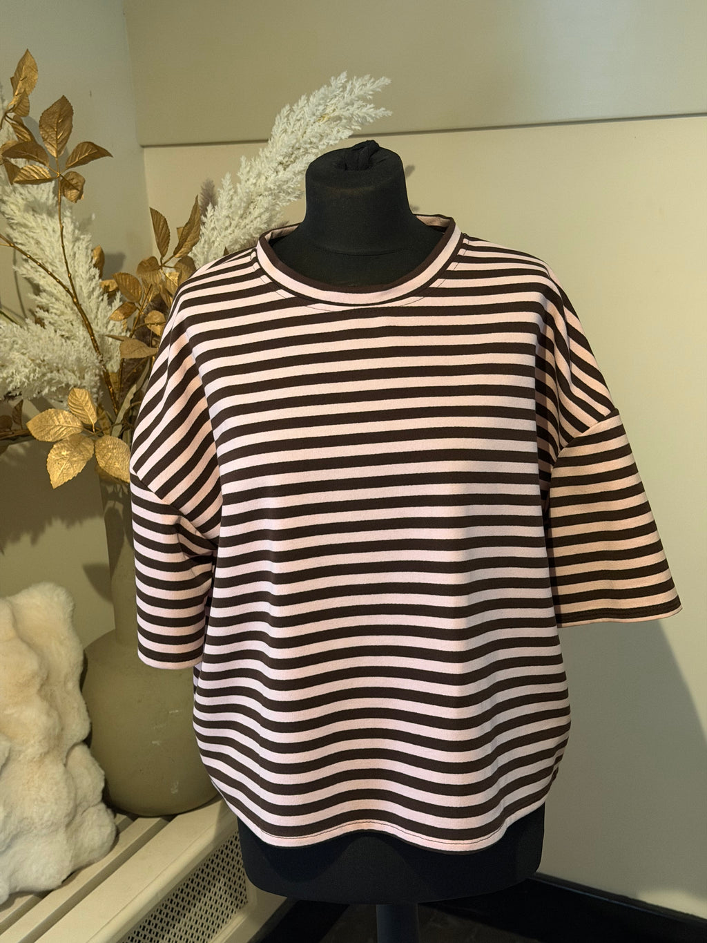 Top Lia streep bruin/roze