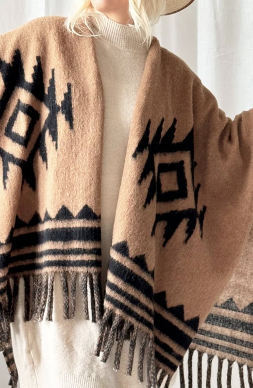BYPIAS   WARM UP PONCHO CARAMEL