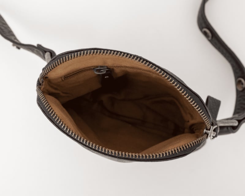 Bag2Bag Heuptas leder Kintore Zwart