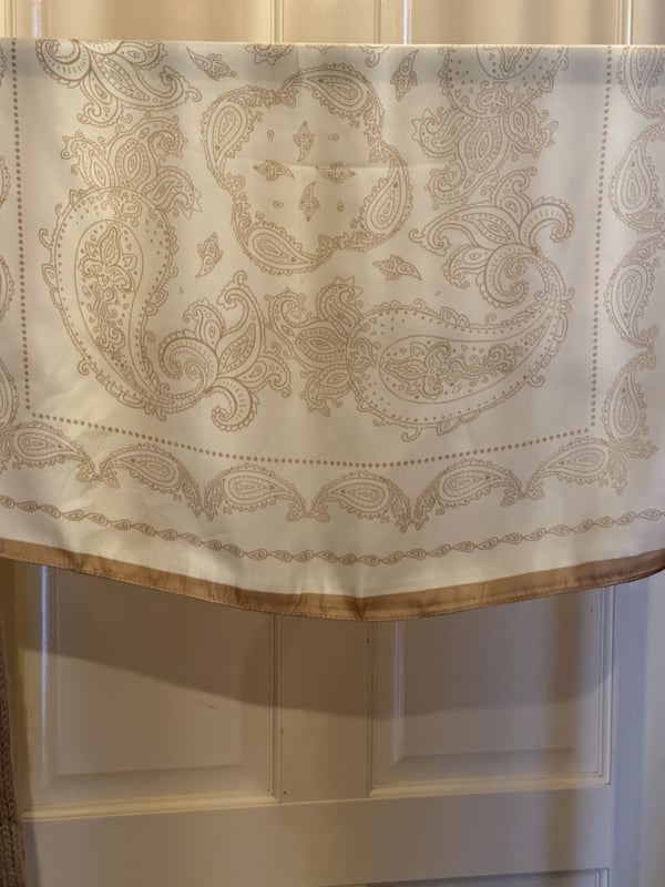 Sjaal Classy Paisley Camel/Off white
