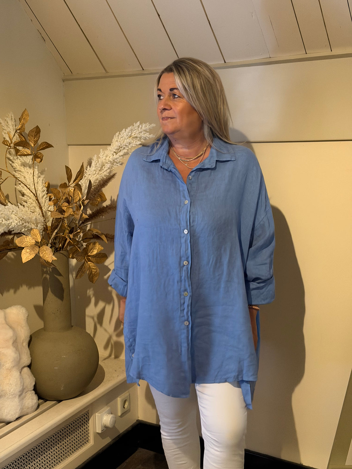 Linnen blouse oversized model Bari blauw Classic Beauty & Fashion