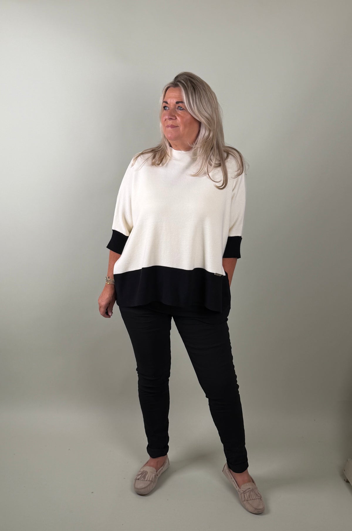 trui model Nika ecru/beige Classic Beauty & Fashion