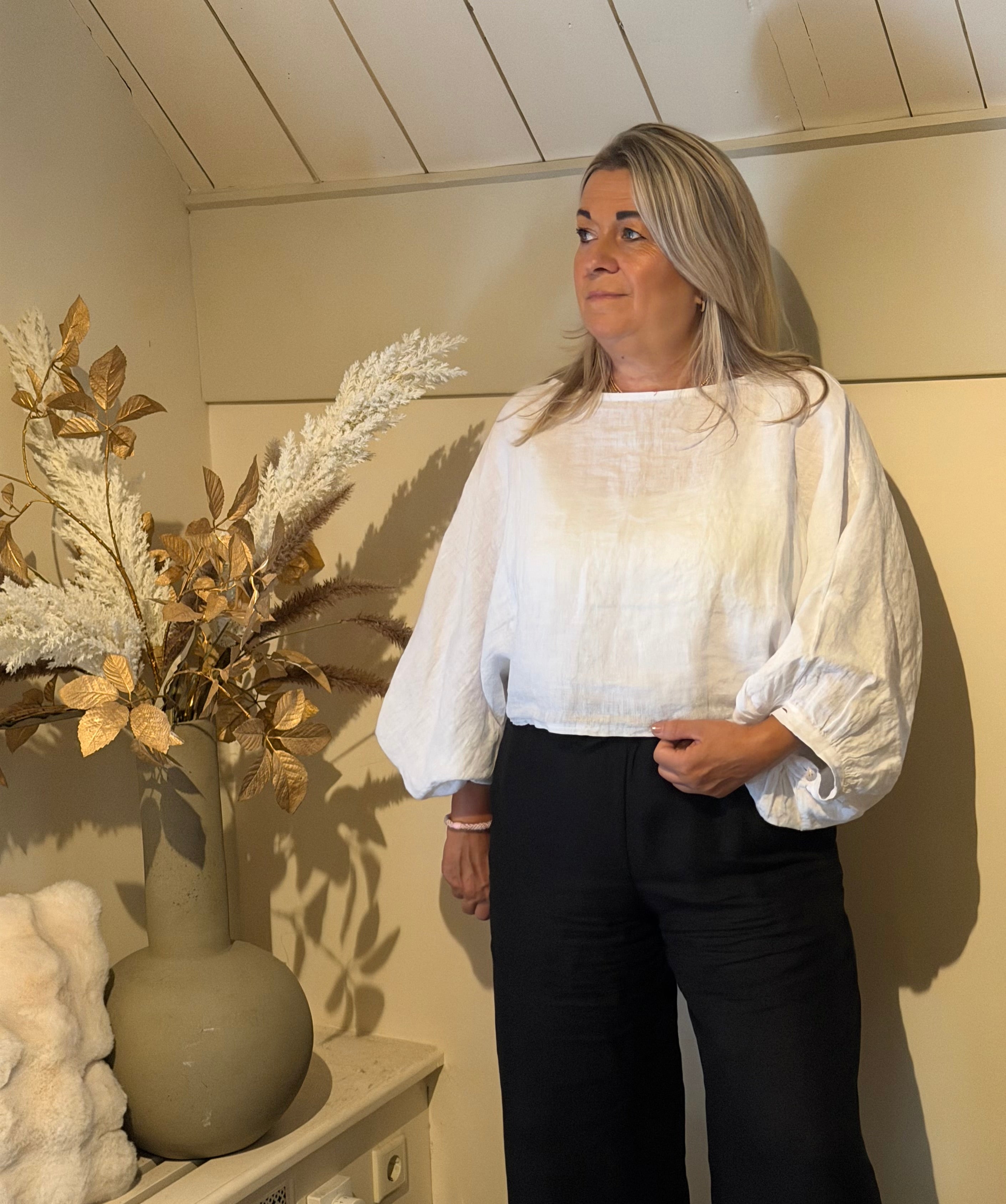 Linnen blousje Lelie met ballon mouw wit