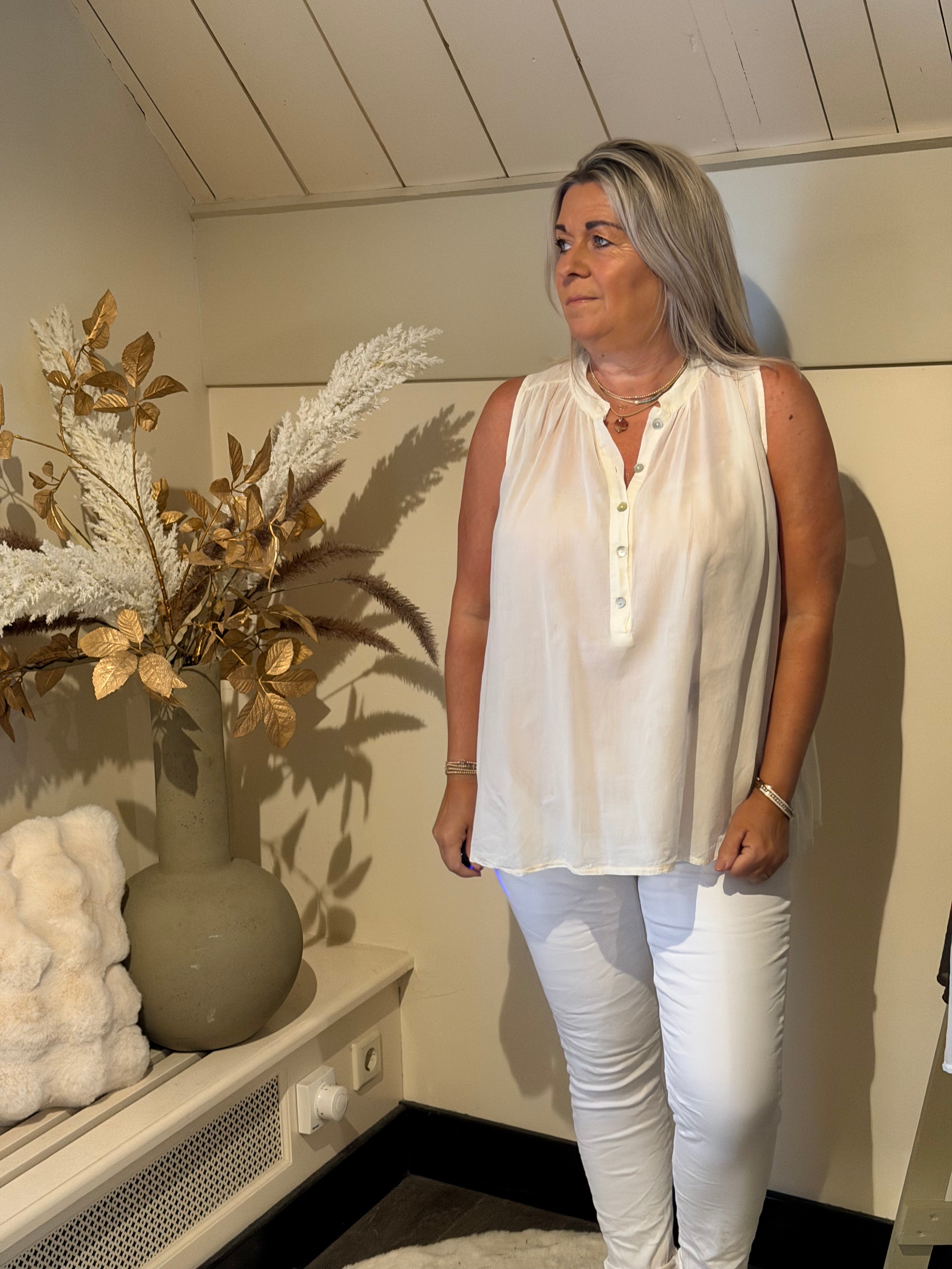 Cotton blouse model Milaan ecru