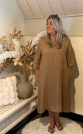 Linnen jurk model gela camel