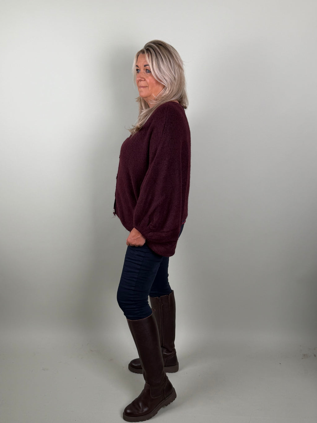 Vest model Eloise Bordeaux