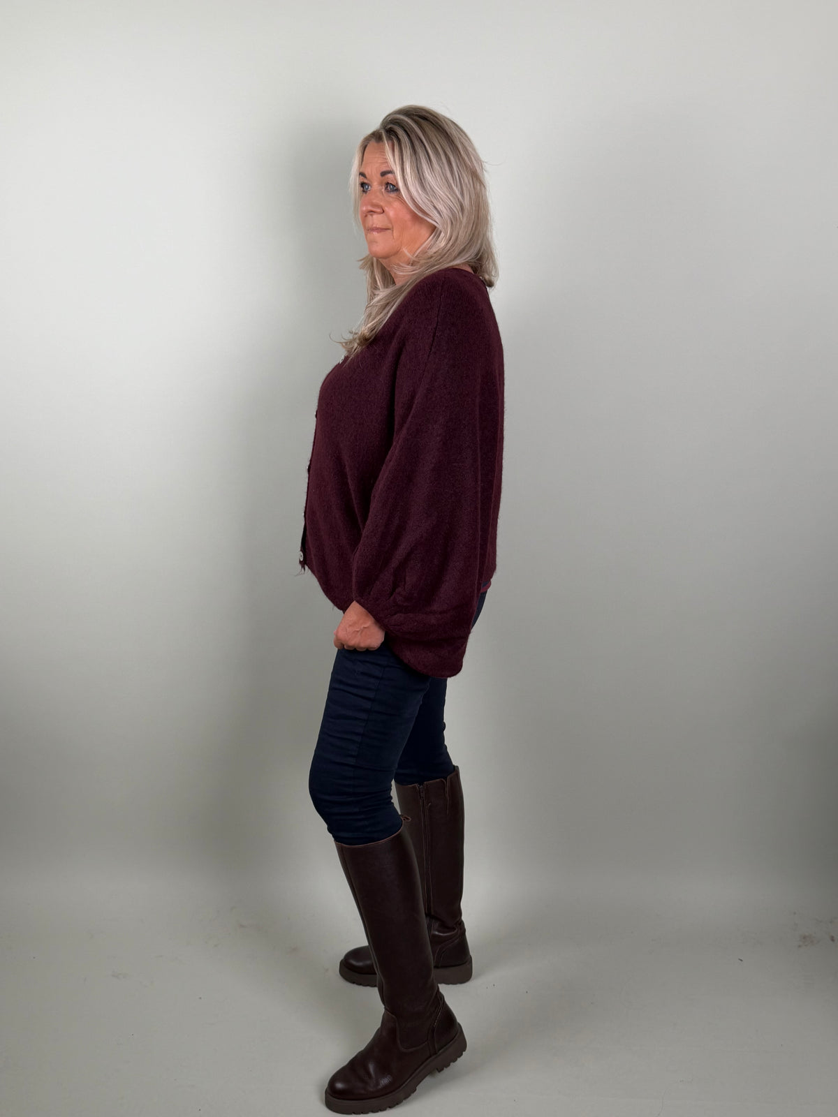 Vest model Eloise Bordeaux