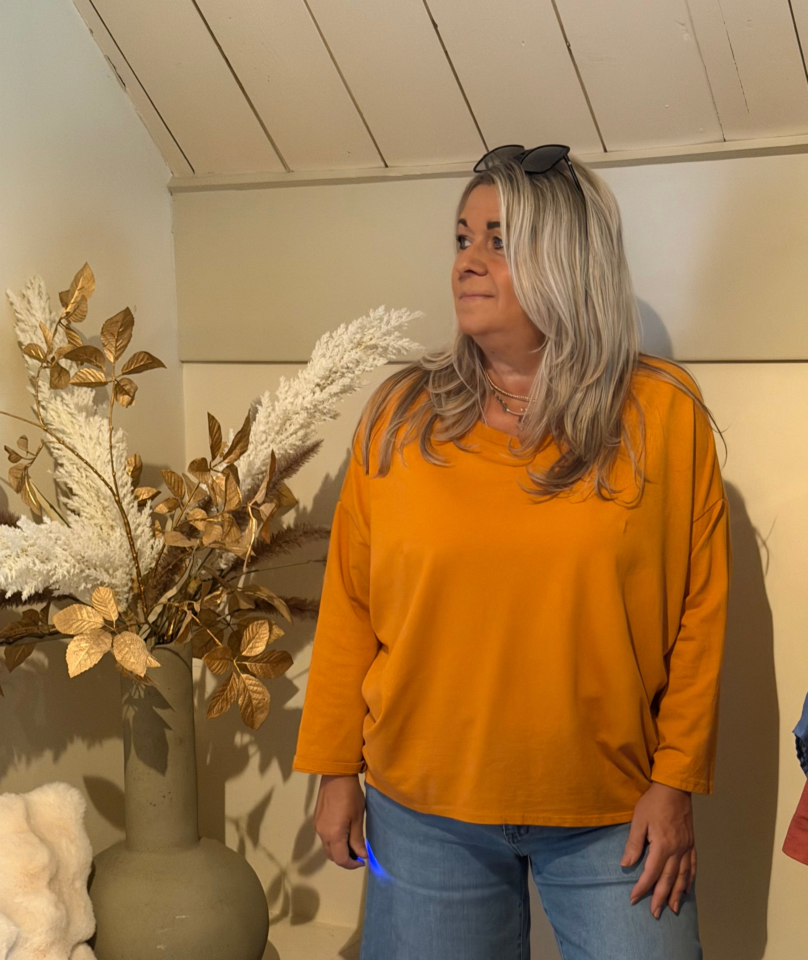 Sweater model  Napels oranje