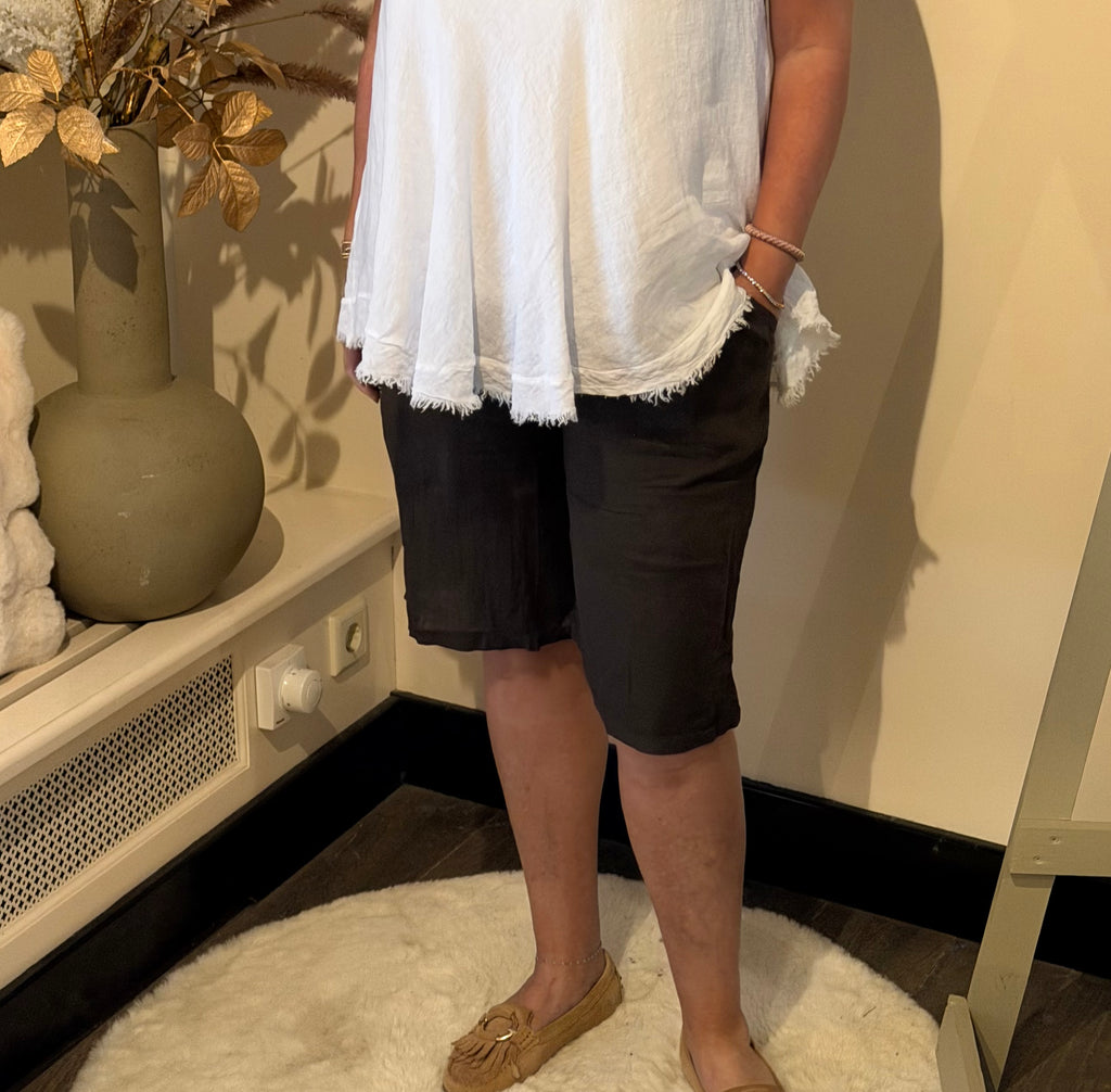 Linen Bermuda shorts chocolate