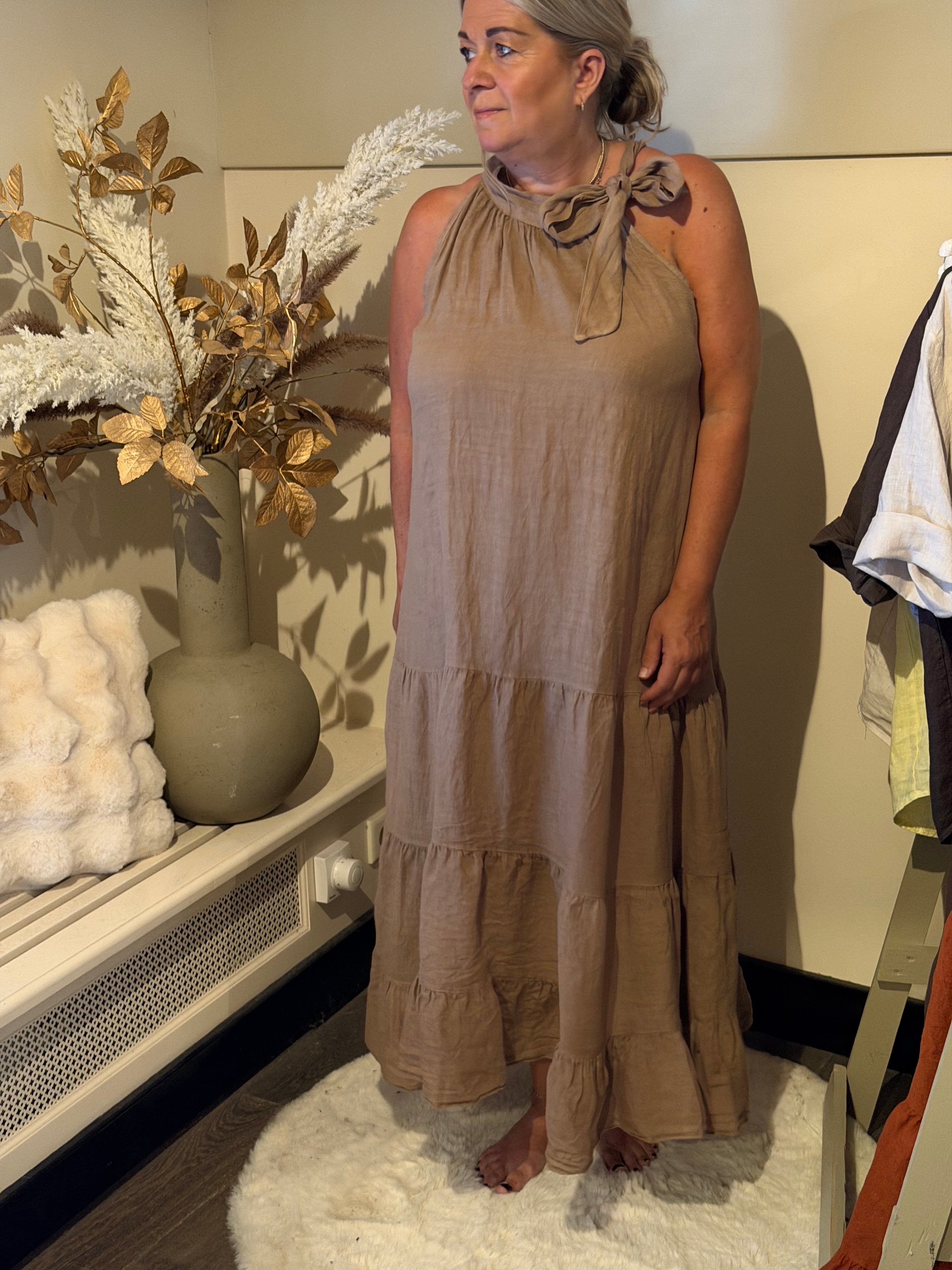 Linnen jurk bow camel