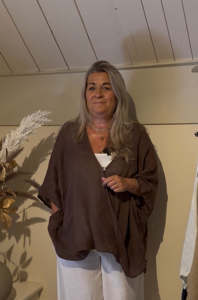 Linnen blouse model Logan chocolade Classic Beauty & Fashion