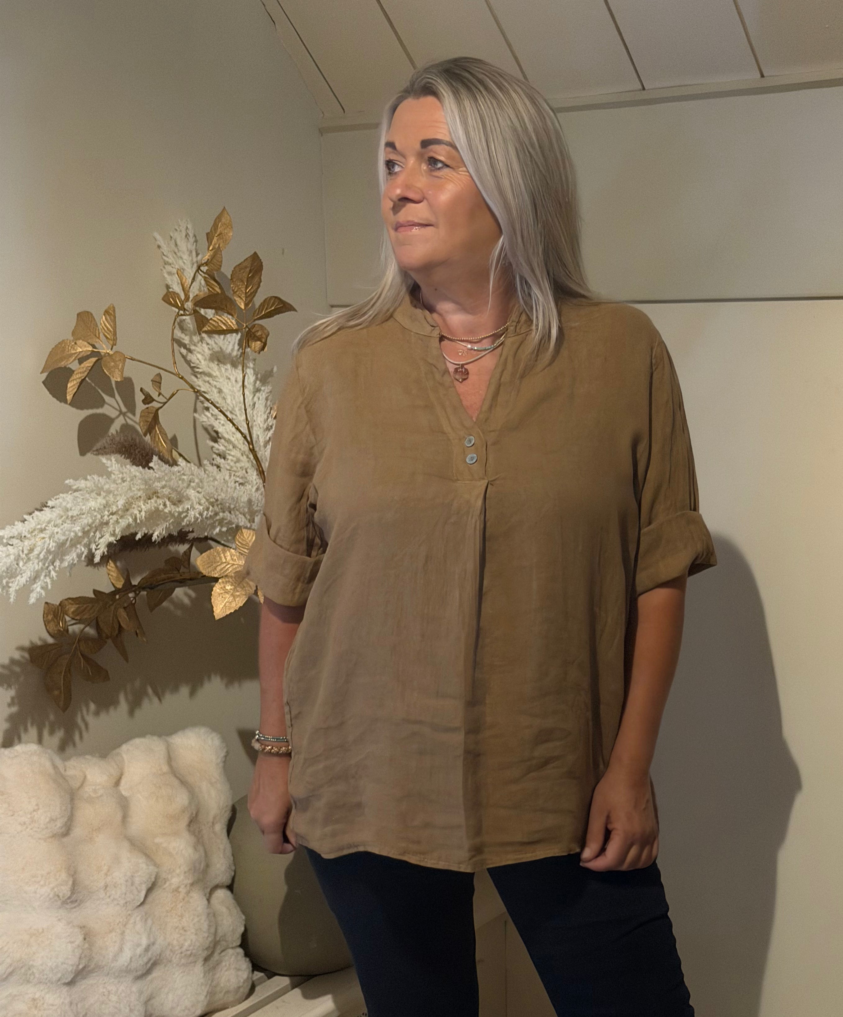 Linnen blouse ellen camel