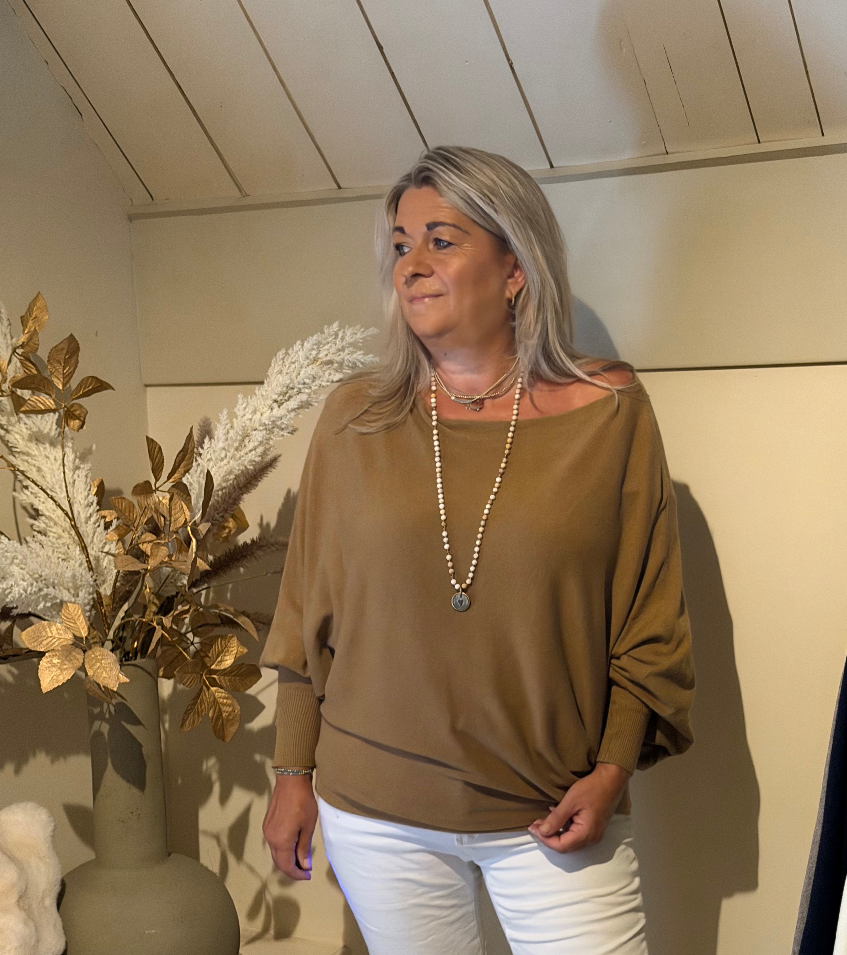 fijngebreide trui Batwing camel