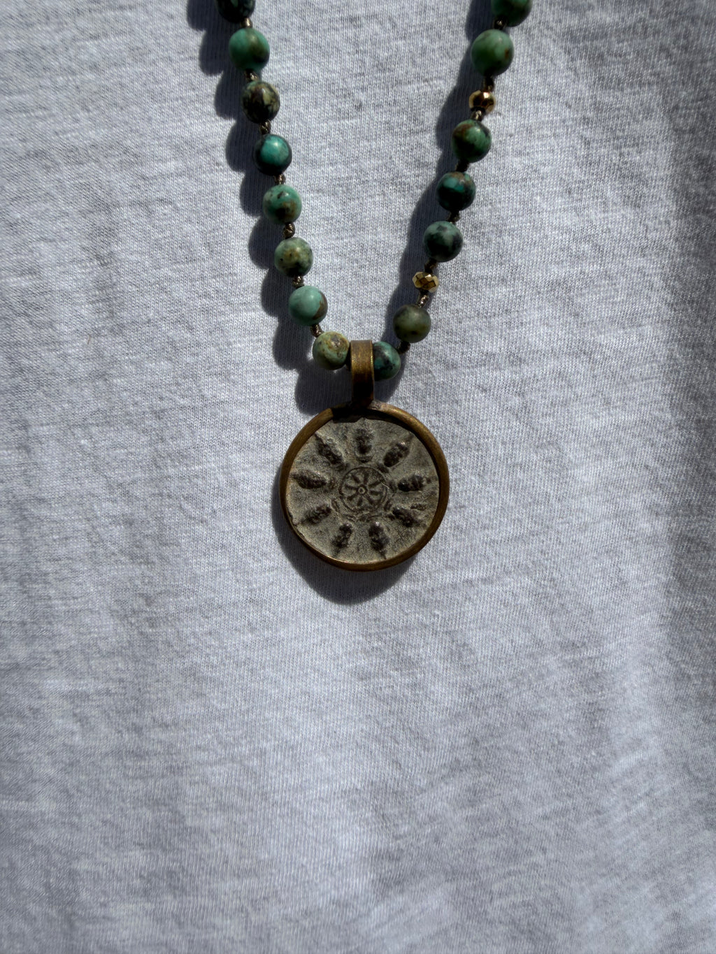 BOHO KETTING BUDDHA 6MM BIG PENDANT AFRICAN TURQUISE