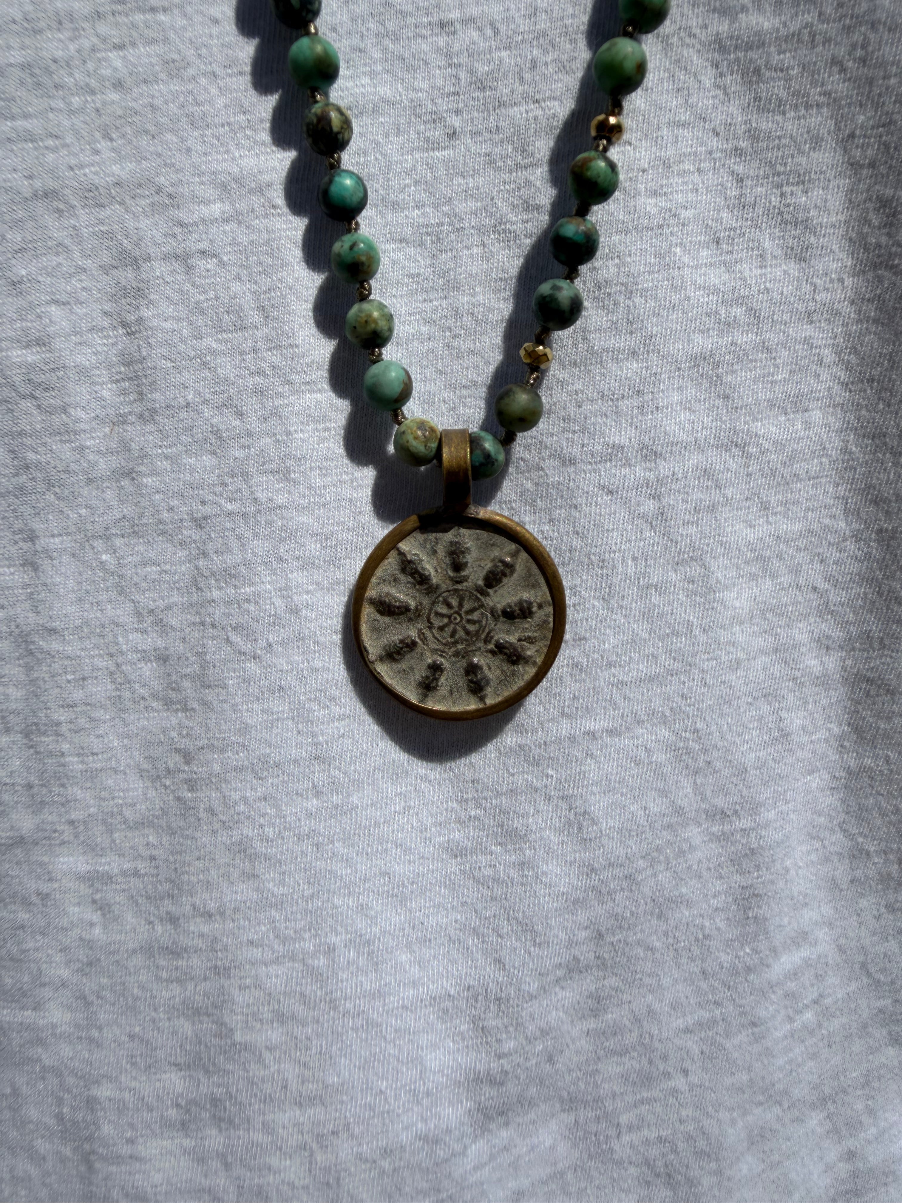 BOHO KETTING BUDDHA 6MM BIG PENDANT AFRICAN TURQUISE
