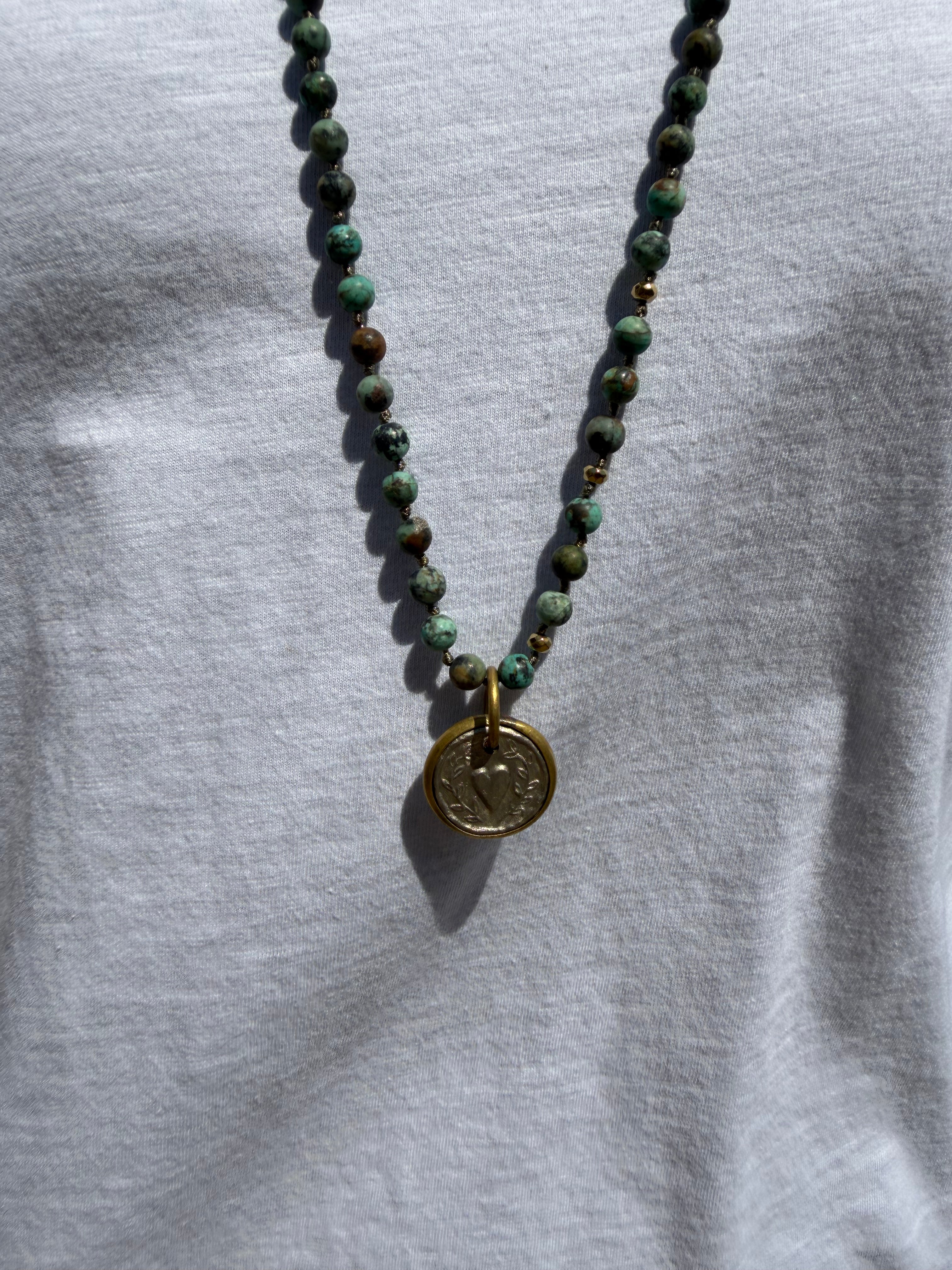 BOHO KETTING HEART 6MM SILVER AFRICAN TURQUISE