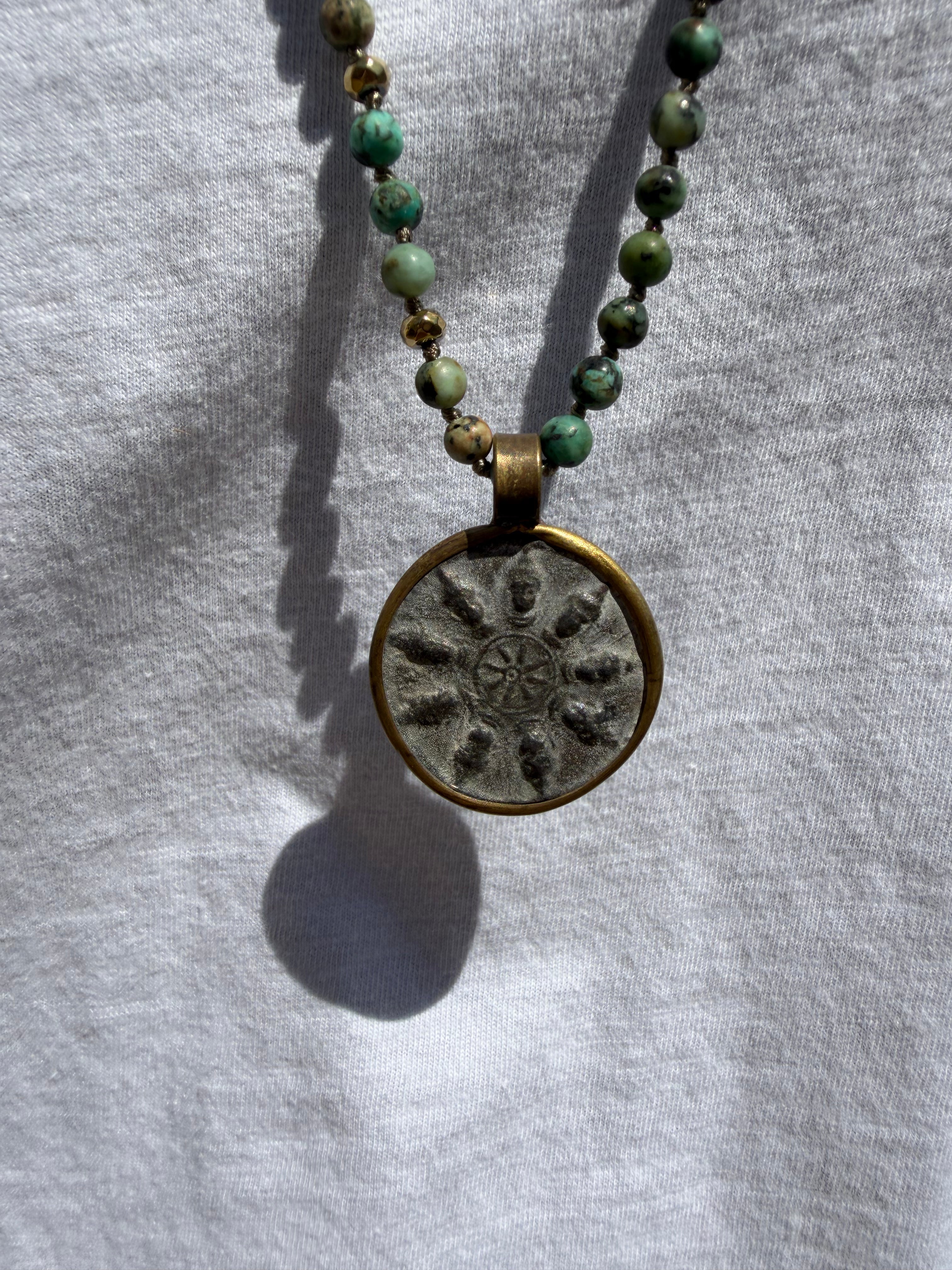 BOHO KETTING BUDDHA 4 MM BIG PENDANT AFRICAN TURQUISE