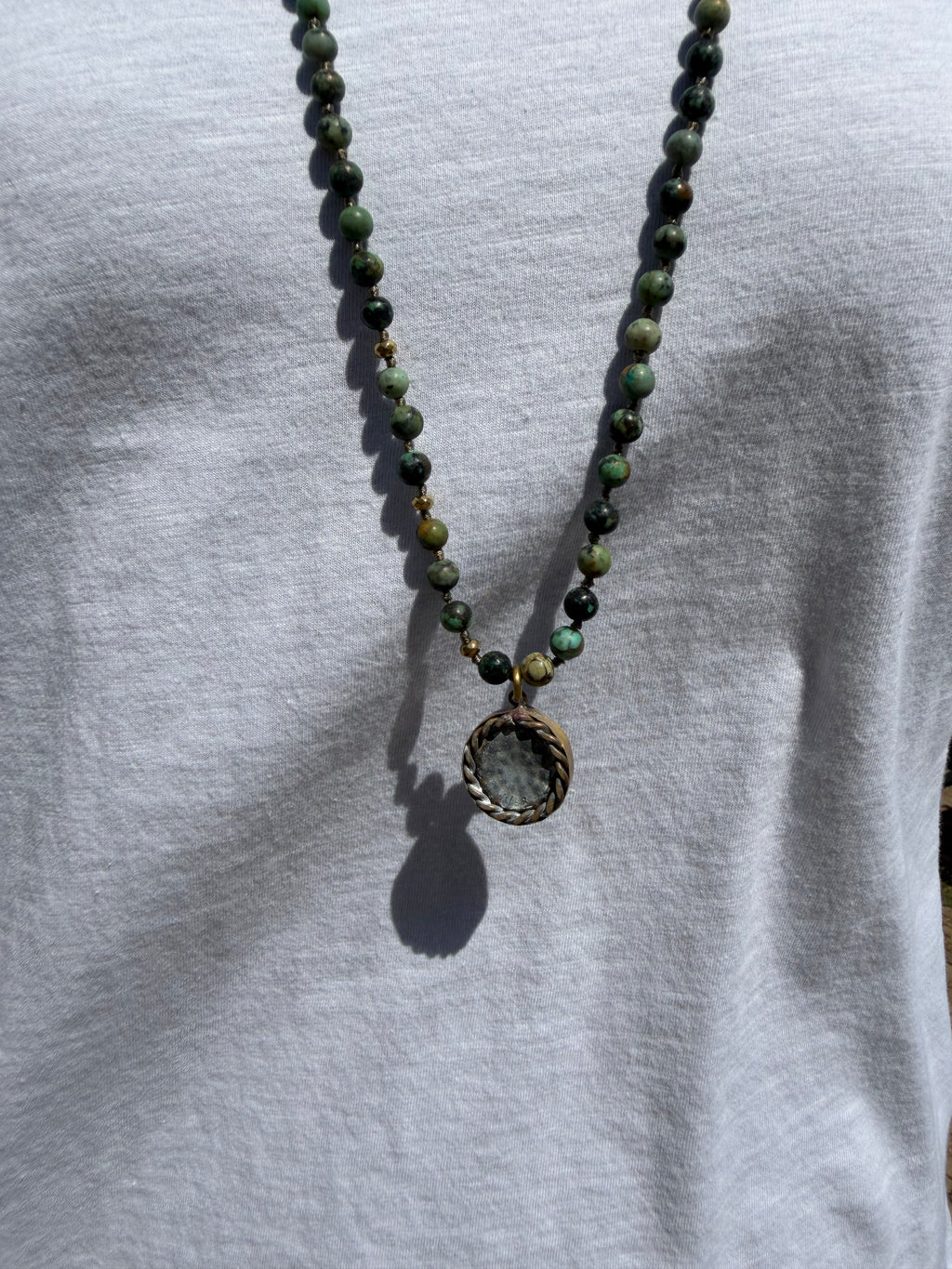 BOHO KETTING BUDDHA 6MM TWO SIDES AFRICAN TURQUISE