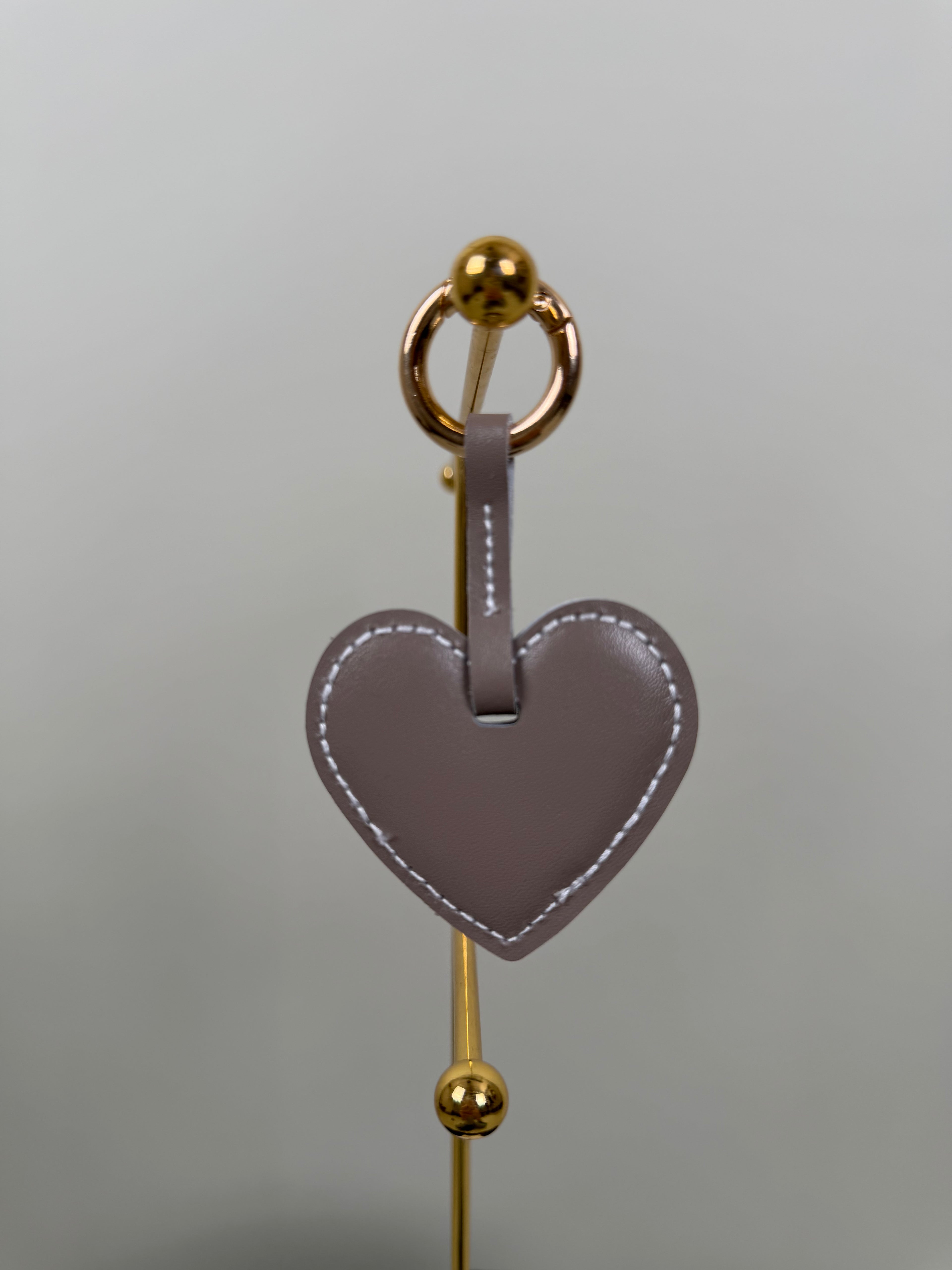 sleutelhanger hartje leer taupe
