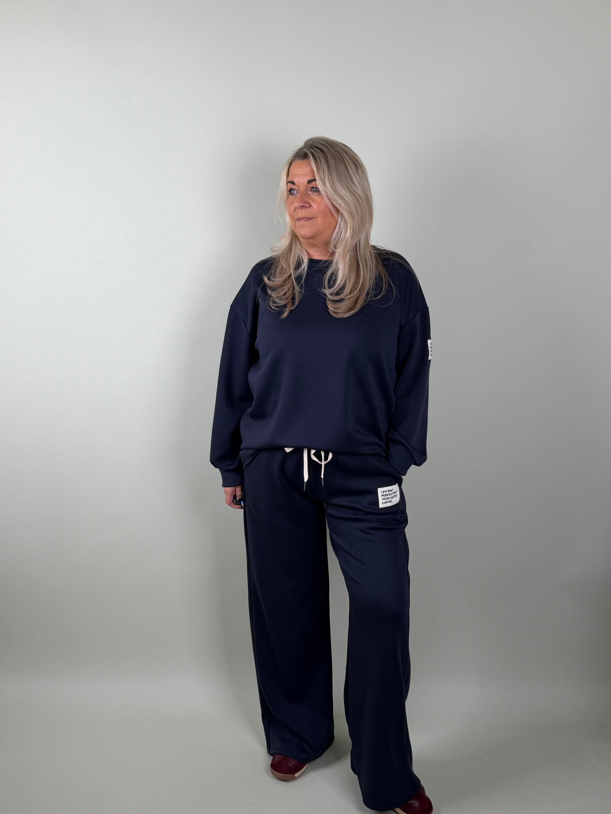 Jog Set May in marineblauw – 2-delige joggingset voor dames