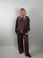 Jog Set May in chocolade – 2-delige joggingset voor dames