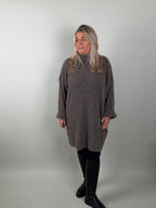 Lange Trui Yara in taupe – lange trui voor dames