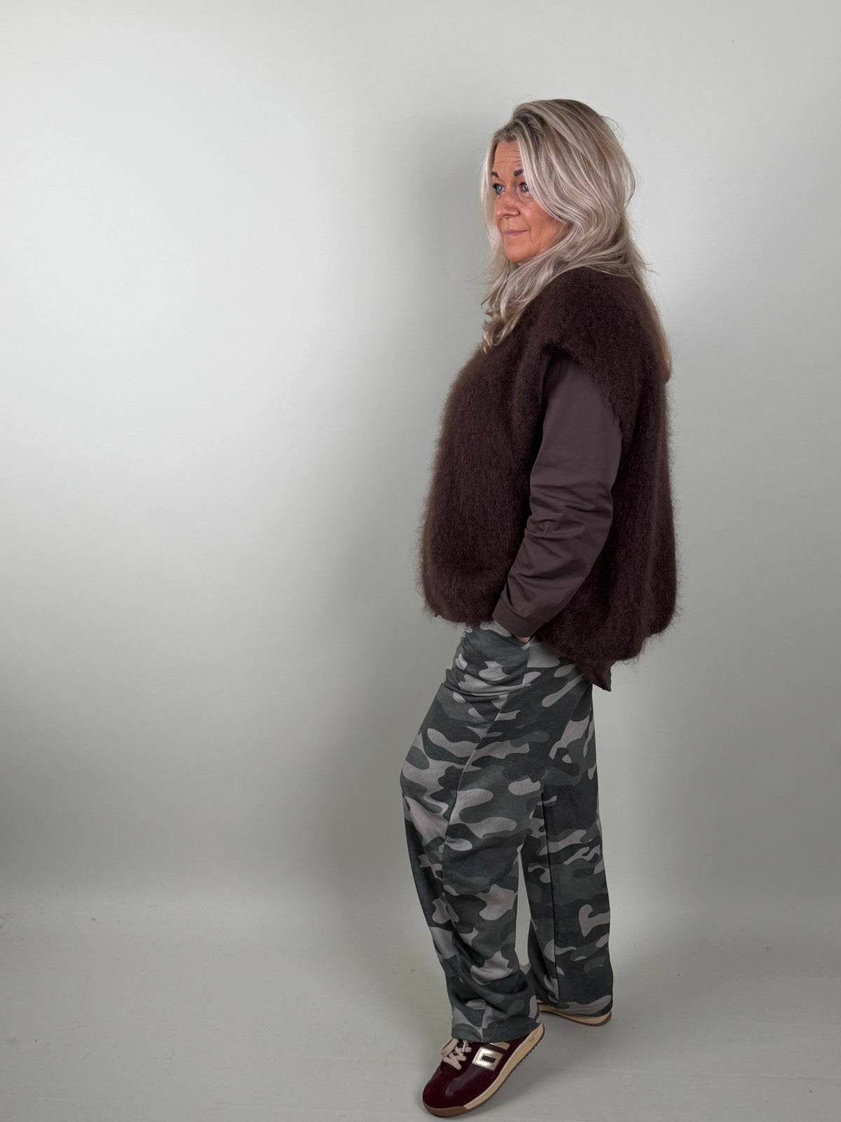 Camouflage Pants Army – camouflagebroek voor dames, tweede aanzicht