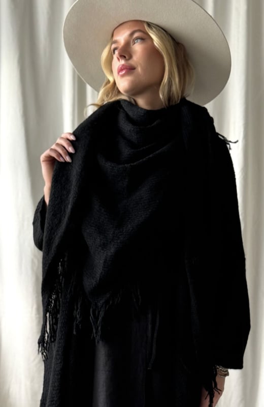 BYPIAS BOHEMIANA NOLAN SCARF BLACK