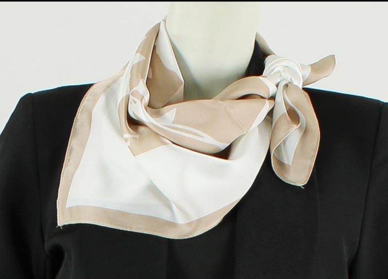 Scarf Classy Beige