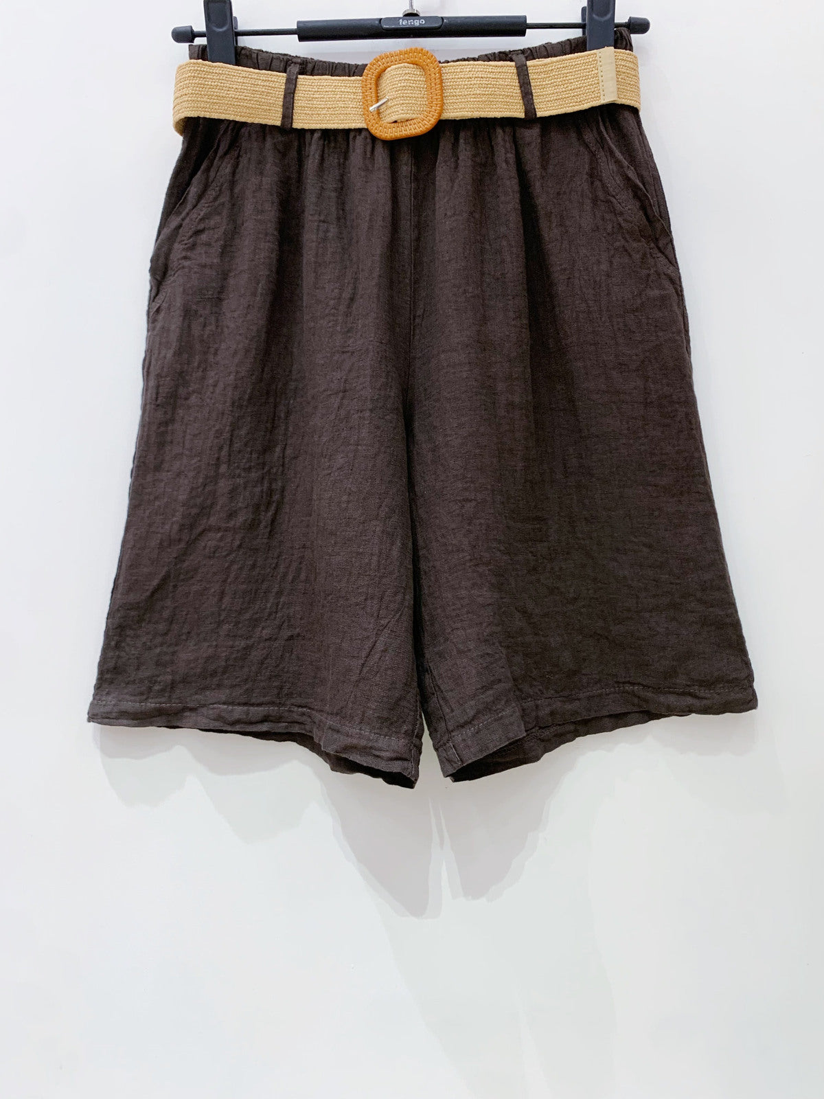 Linen Bermuda shorts chocolate