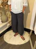 Bypias bohemiana bubble linnen broek smoke
