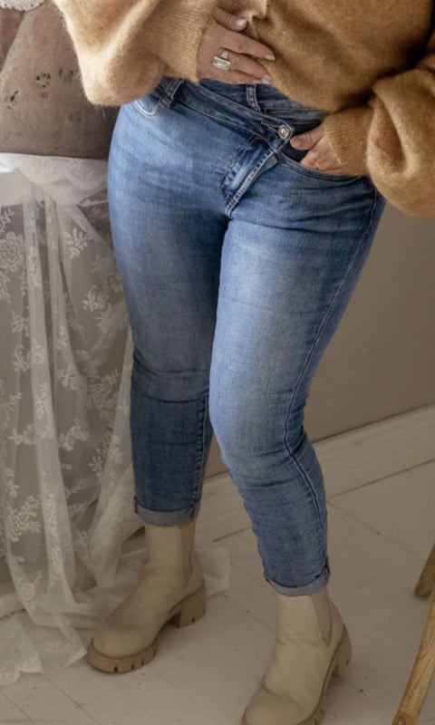 BYPIAS PERFECT JEANS HIPPY  DENIM