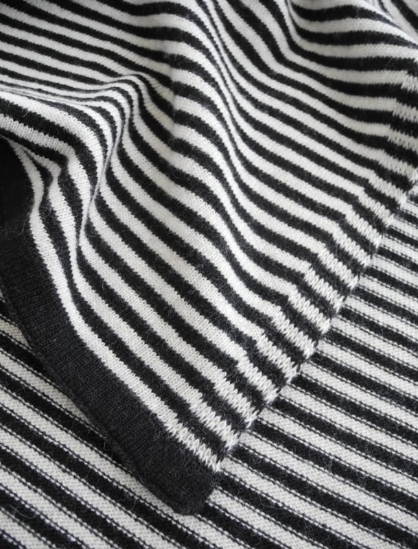 Sjaalmania Cosy Chic Sjaal Stripes Solid Black Light Sand