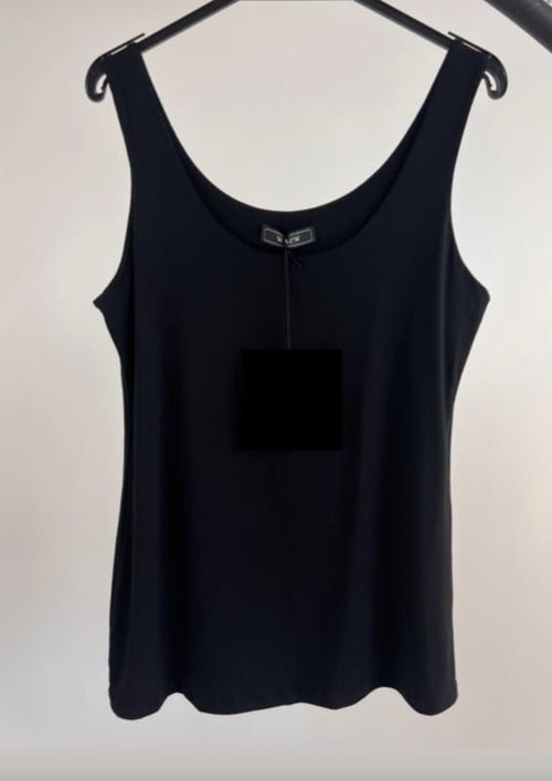 Basic top Roos in Zwart