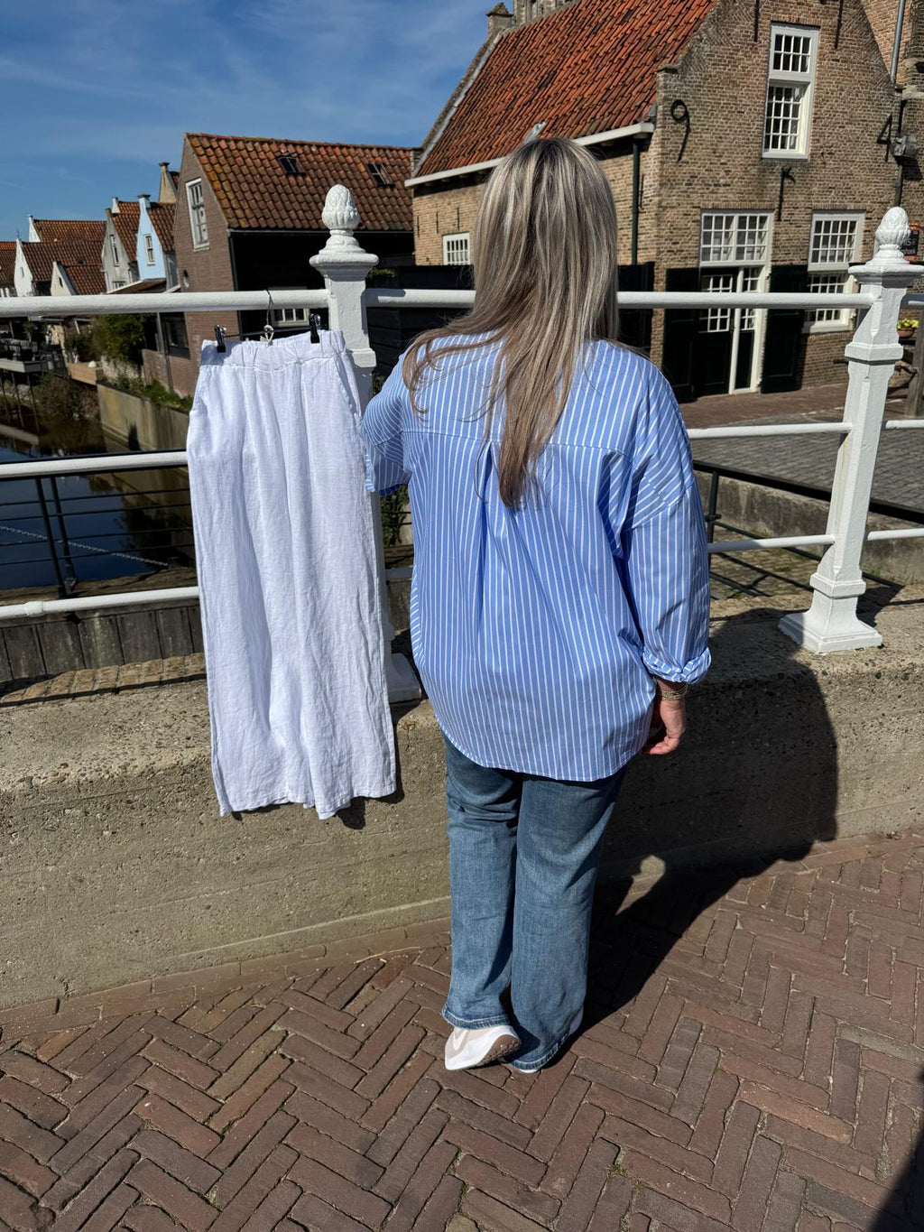 Blouse Emma licht blauw gestreept